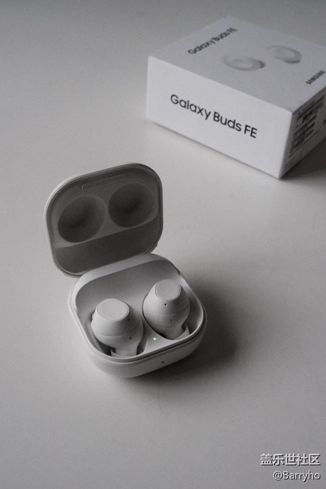 性能小钢炮 ，三星Galaxy Buds FE值得考虑。图鉴
