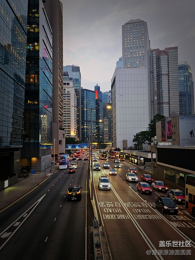 W24 Flip 香港随手拍