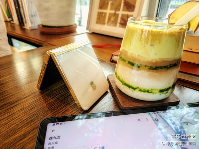 W24 Flip 香港随手拍