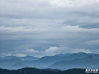 【三星手机长焦】层峦叠嶂的山脉