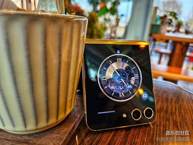 W24 Flip 香港随手拍