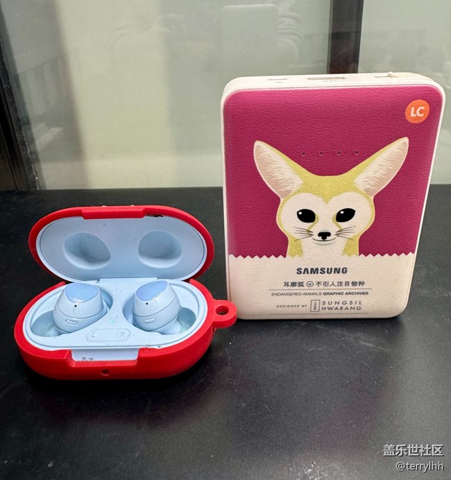 【我的三星产品】耳廓狐移动电源和耳机