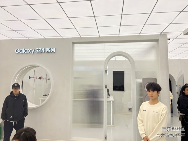3.31 参观三星快闪店