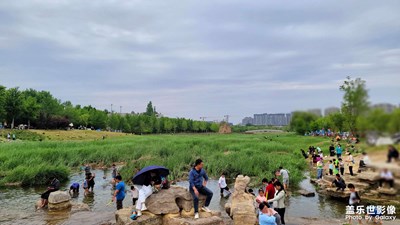 【快乐假日】不游山只玩水