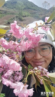 先把照片纯下买，的，这样以后可以，欣赏。