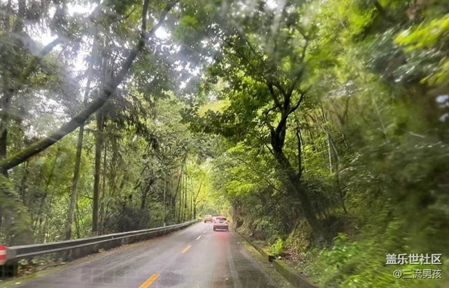【朝朝暮暮】上山游玩