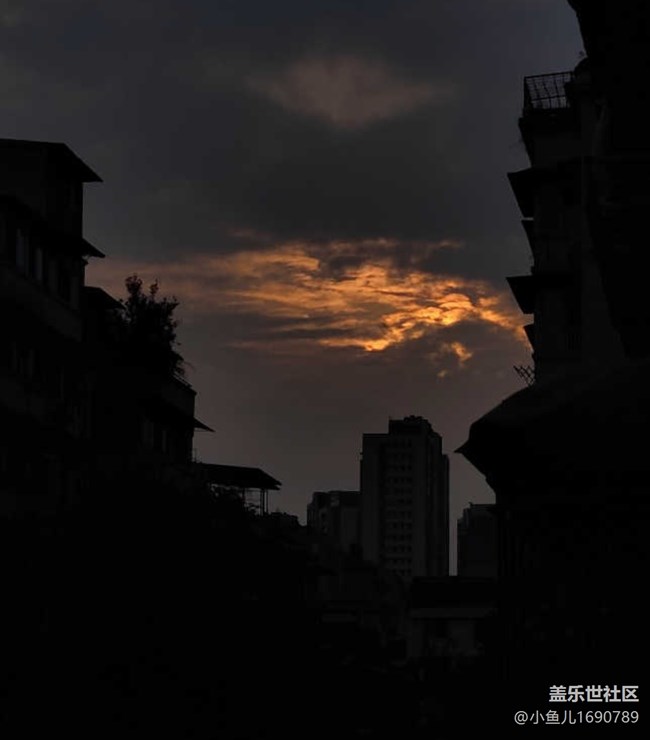 【色彩与光影的邂逅】夜色宁静