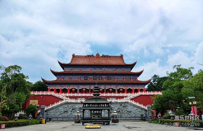 【旅行日记】气势辉宏的大殿