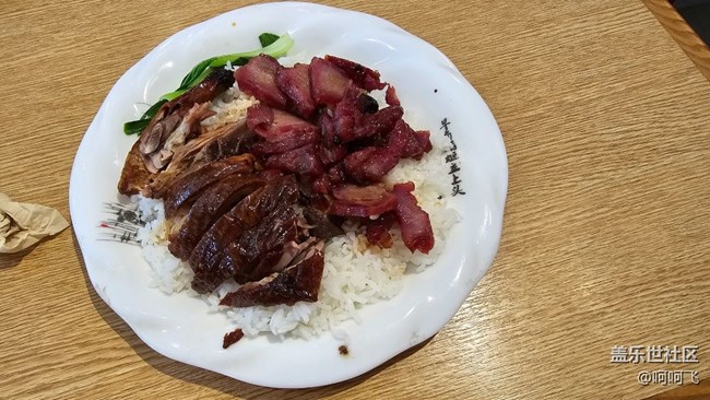 拍美食很黑，请问为什么？