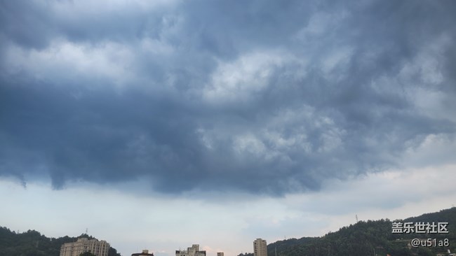 【天空收藏家】满天乌云