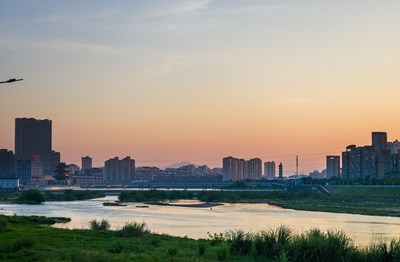 （边走边拍）+39度傍晚