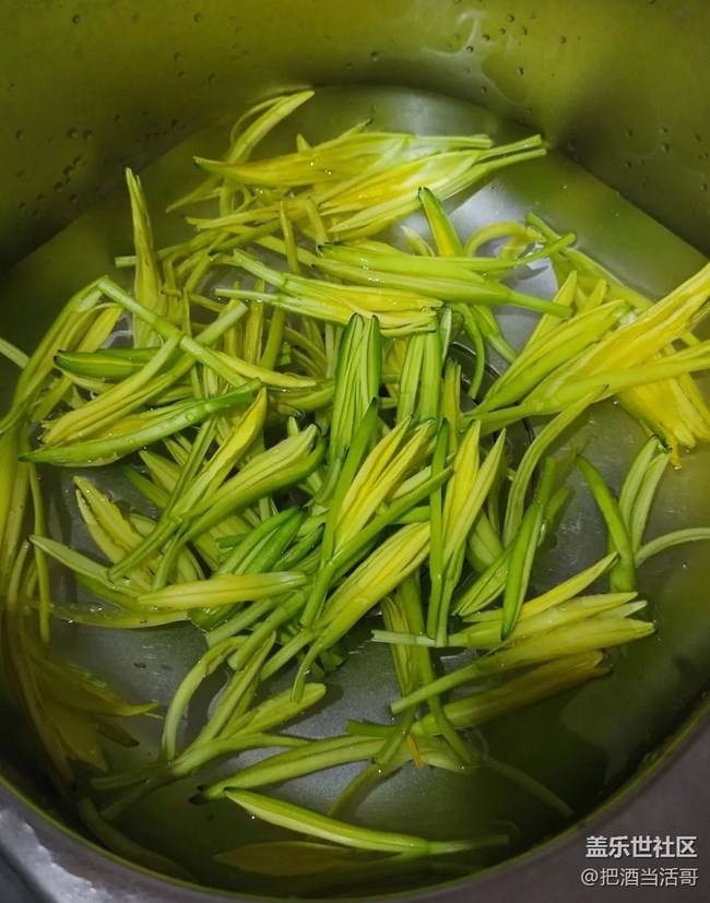 【秋天食补计划】黄花菜炒牛肉