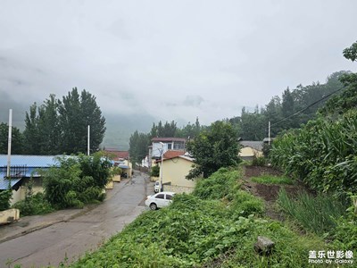 空山新雨后，天气晚来秋