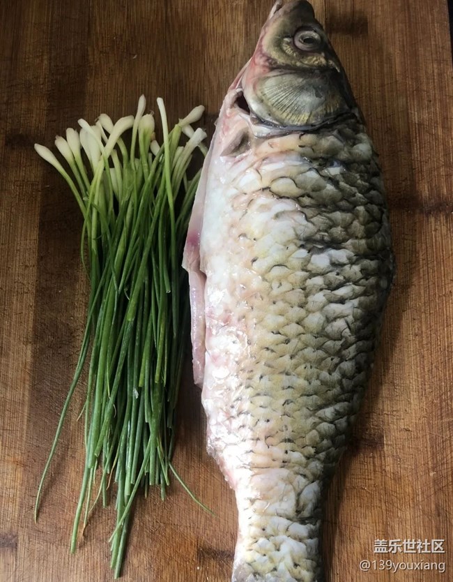 【秋天食补计划】红烧鲫鱼