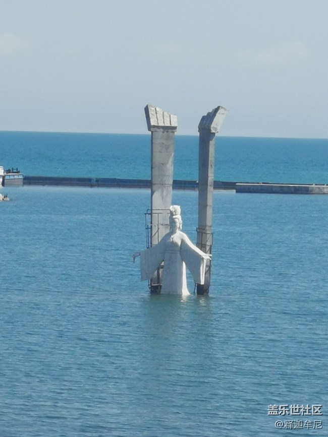 【寻秋】美女伴海鸥