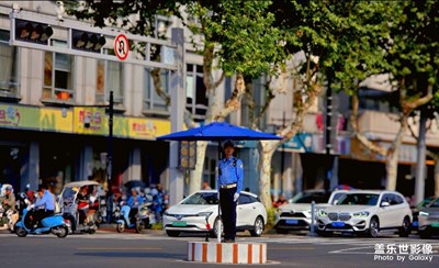 苏州人民路十字路口