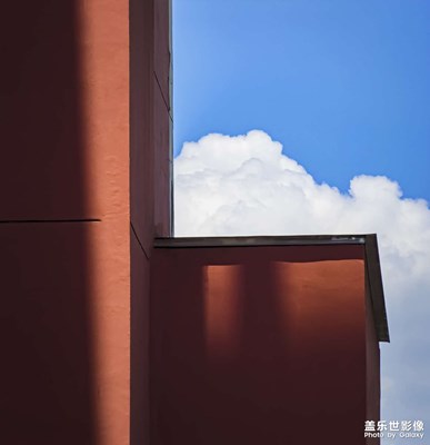 有云朵的画面一定很美