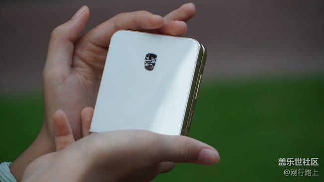 三星W24 Flip折叠屏新贵使用感受