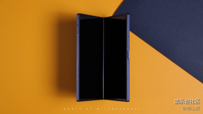 三星Galaxy Z Fold6简单上手,质感、设计、AI能力都在线 三星Galaxy Z Fold6简单上手,质感、设计、AI能力都在线