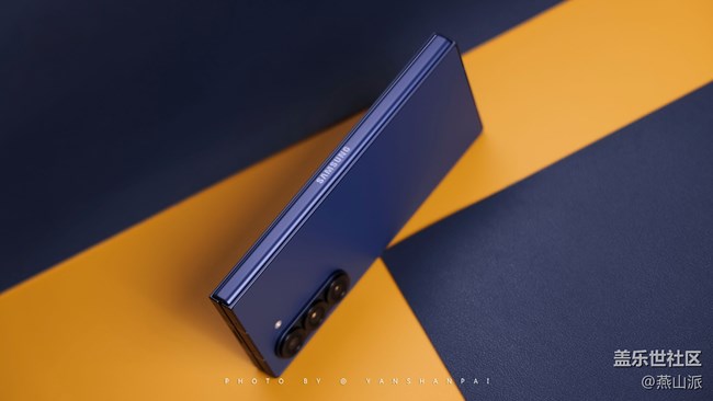 三星Galaxy Z Fold6简单上手,质感、设计、AI能力都在线 三星Galaxy Z Fold6简单上手,质感、设计、AI能力都在线