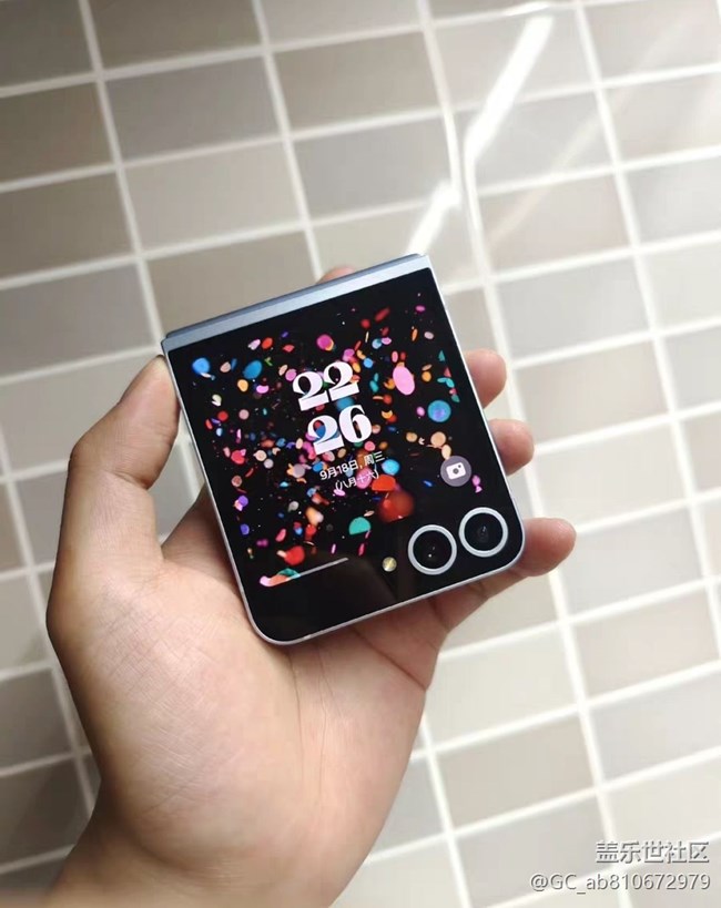 【我最喜欢的三星折叠手机】经典Flip6