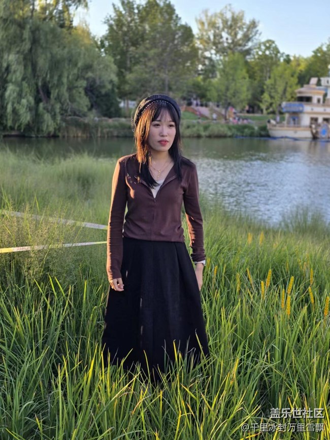 【影像映团圆】湖畔美女吹晚风
