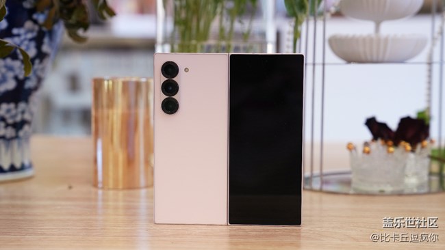 硬朗轻薄重新定义折叠屏 三星 Galaxy Z Fold6图赏