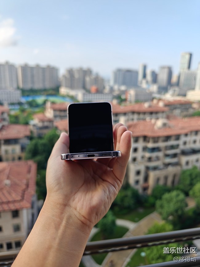三星Galaxy Z Flip5 外观轻体验