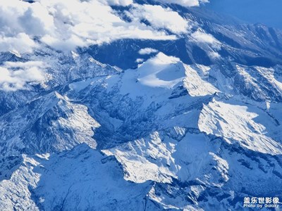 【金九银十迎双节】空中俯瞰阿尔卑斯山脉