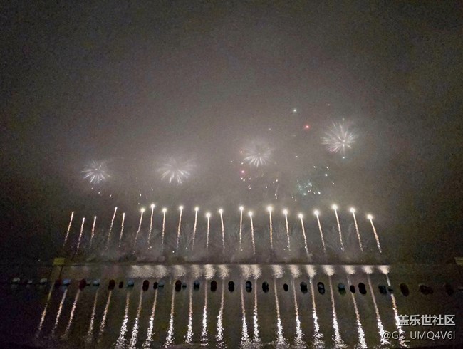 【海上生花烟花庆典线摄影活动】+雨中看烟花