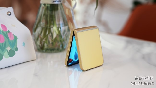 Galaxy Z Flip6图赏：除了耐用性，还带来了哪些升级？