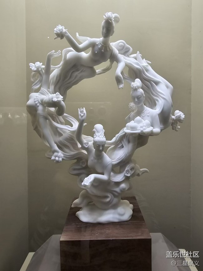 【我和我的祖国】古代浮雕碰撞现代瓷器