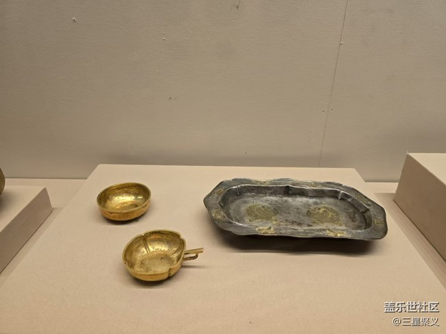 【我和我的祖国】金盏瓷壶把酒添