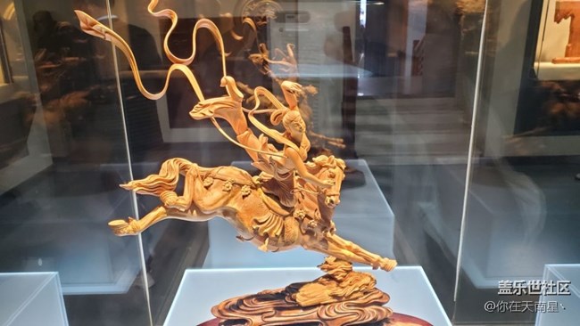 真的是太栩栩如生的，手艺人真的厉害啊