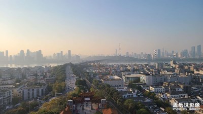 手机里的风景照