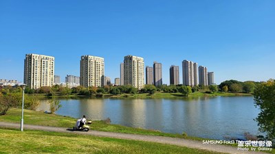 【冬季城市风光】+ 暖阳下