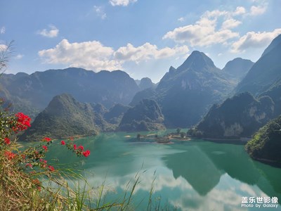 手机里的风景照