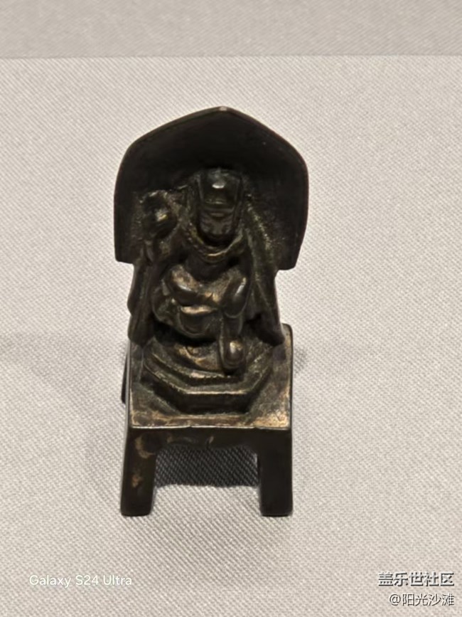 【岁末记忆】金佛石像
