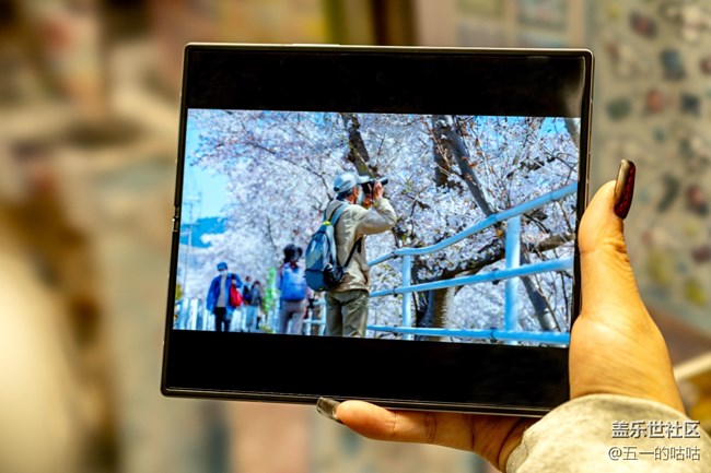 新年礼物选择推荐-Galaxy Z Fold6