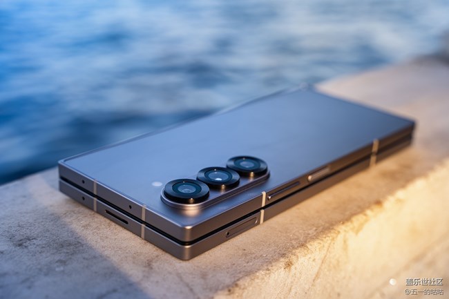 新年礼物选择推荐-Galaxy Z Fold6