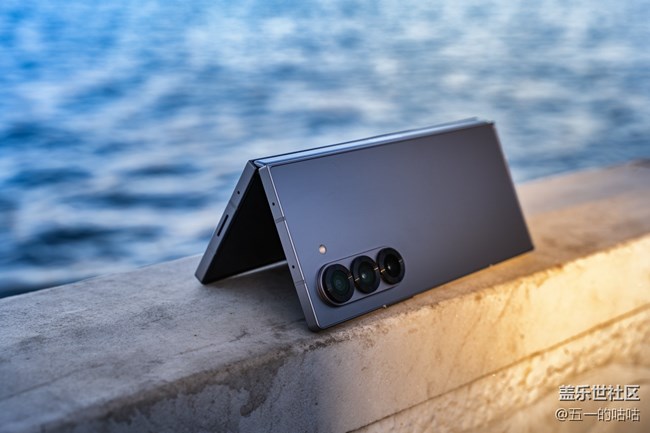 新年礼物选择推荐-Galaxy Z Fold6