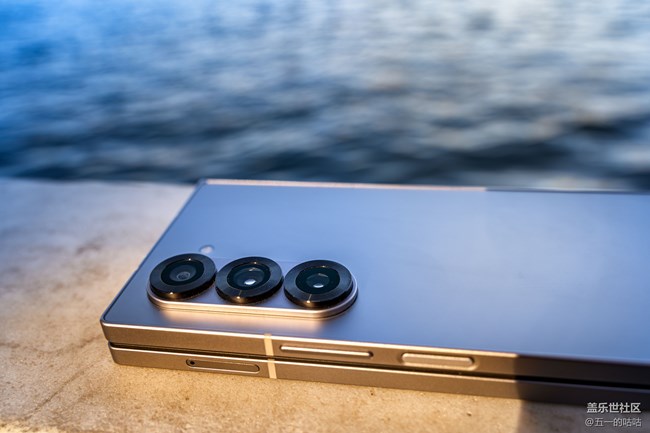 新年礼物选择推荐-Galaxy Z Fold6