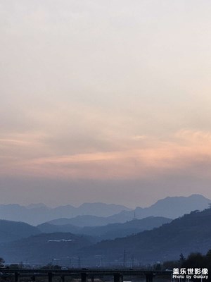关山难越谁悲失路之人