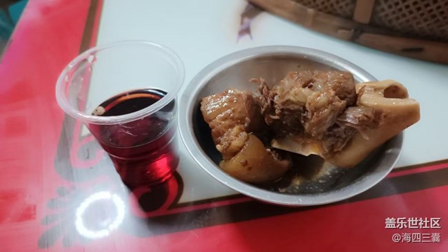 【有滋有味】啃猪蹄