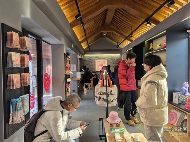 【梦境银河展】老胡同里的银河穿梭
