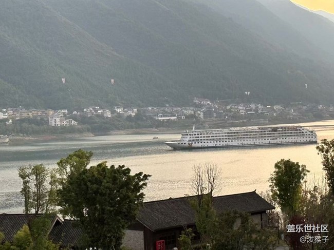 问君能有几多愁