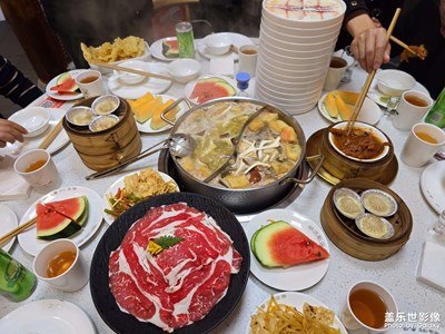 【回家路上】+团聚时刻吃菌子火锅