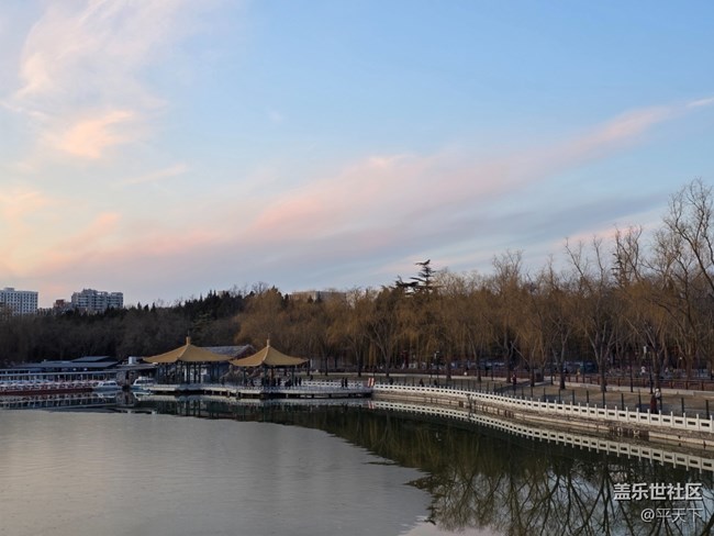 【新年到】夕阳下的陶然亭