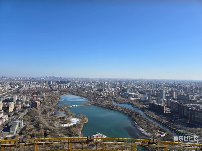 【新年到】电视塔上望四方