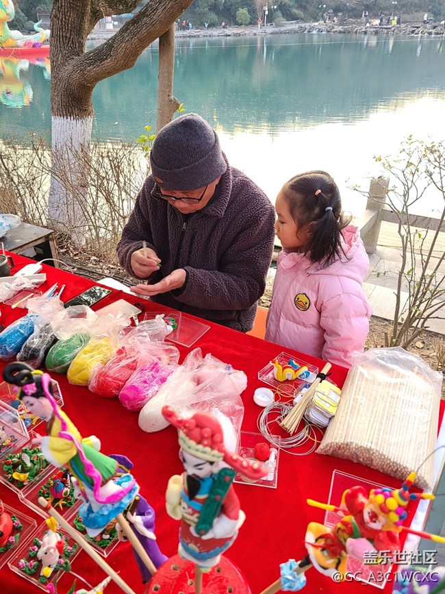 【身边的节日气息】热闹新年